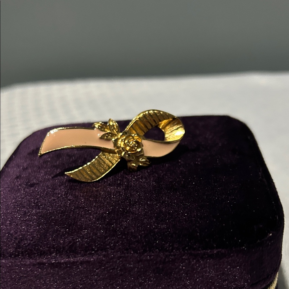 Breast cancer awareness pin